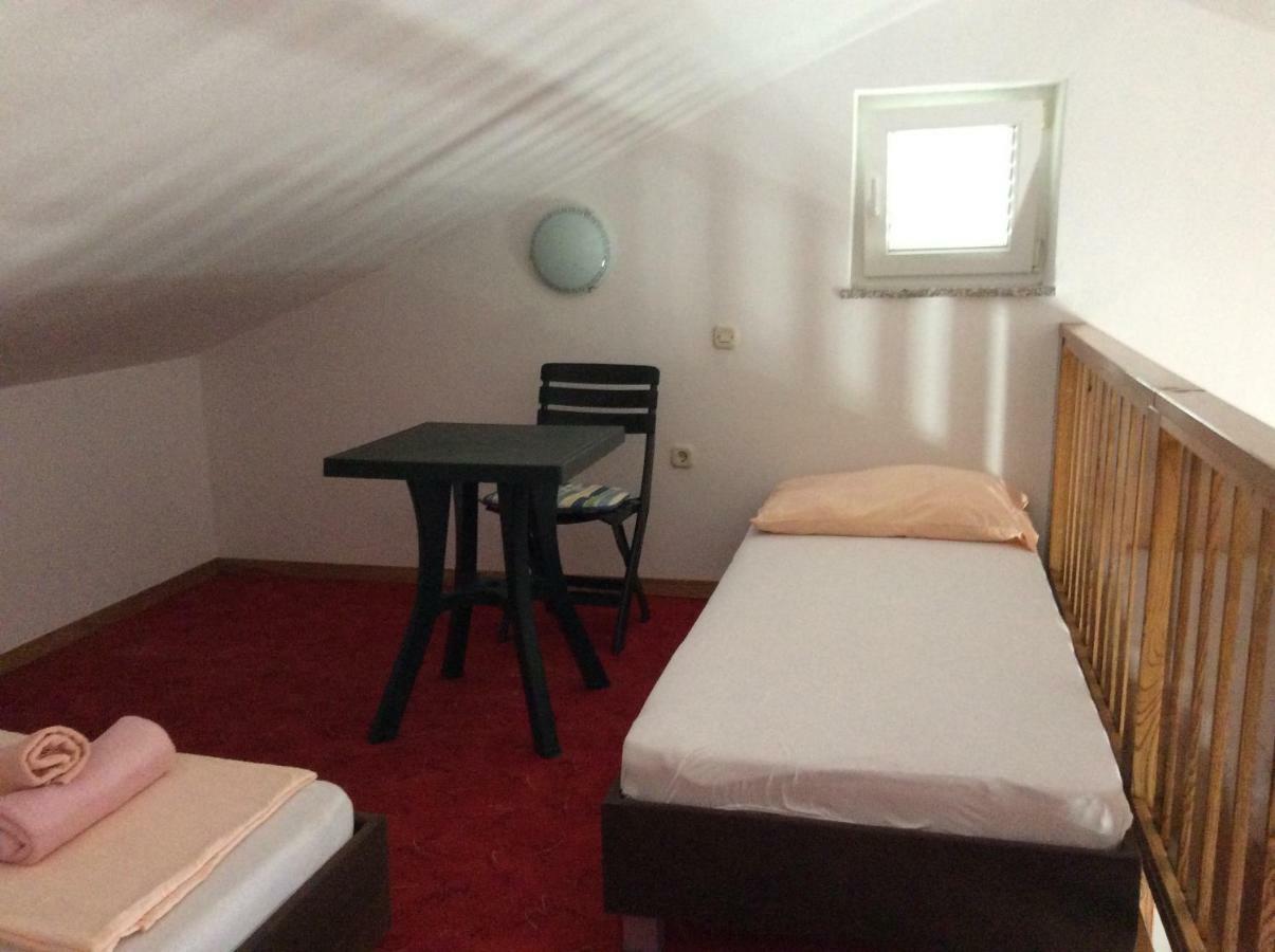 Gasthof Apartmani Svit 3*